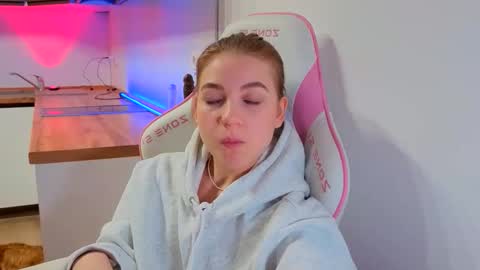 enjoyeverymoment_ online show from 03-23-26, 07:07