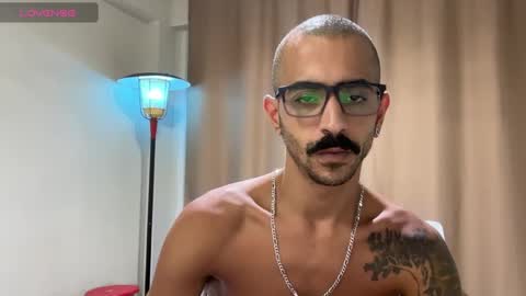 Luke online show from 01-10-25, 12:17