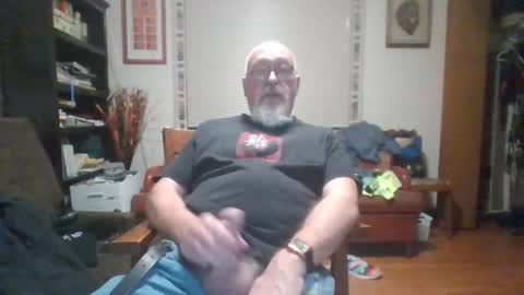 Snapshot of enough57 chatting on 12-04-25, 01:15 enough57 online show from 12-04-25, 01:15