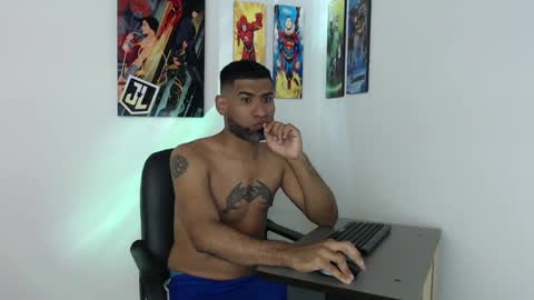 enriblack92 online show from 12-31-24, 03:23