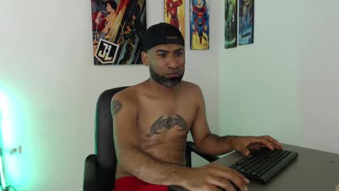 enriblack92 online show from 01-02-25, 07:18