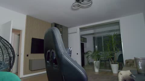 Erik online show from 02-01-25, 08:37