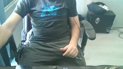 Snapshot of enriquexxx21xxx chatting on 09-12-25, 03:01 enriquexxx21xxx online show from 09-12-25, 03:01