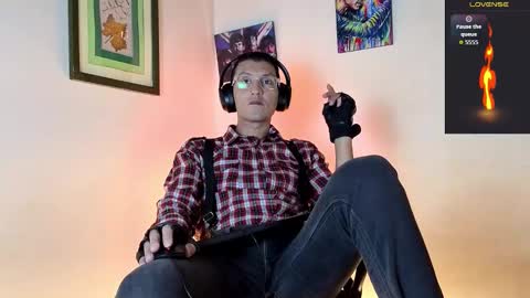 Snapshot of enzoprat chatting on 02-26-26, 03:33 enzoprat online show from 02-26-26, 03:33