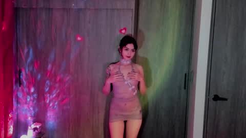 Snapshot of ephemeral_hot chatting on 02-07-26, 01:42 Leyla online show from 02-07-26, 01:42