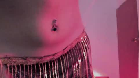 Snapshot of ephemeral_hot chatting on 05-15-26, 10:50 Leyla online show from 05-15-26, 10:50