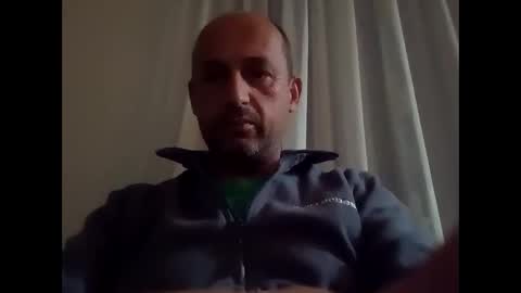Snapshot of epu17 chatting on 09-27-25, 06:35 epu17 online show from 09-27-25, 06:35