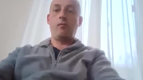 Snapshot of epu17 chatting on 10-12-25, 03:33 epu17 online show from 10-12-25, 03:33