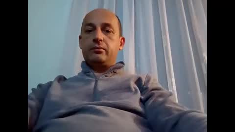 Snapshot of epu17 chatting on 10-18-25, 07:14 epu17 online show from 10-18-25, 07:14