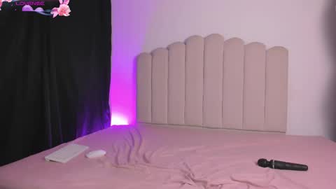 Snapshot of eragonbooy02 chatting on 01-09-26, 10:55 Eragon online show from 01-09-26, 10:55