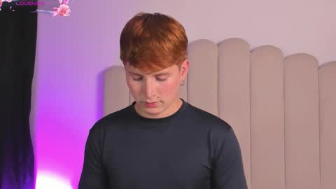 Snapshot of eragonbooy02 chatting on 01-12-26, 11:10 Eragon online show from 01-12-26, 11:10