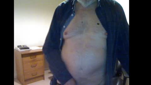 Snapshot of erasmus_d chatting on 12-04-24, 06:28 erasmus_d online show from 12-04-24, 06:28