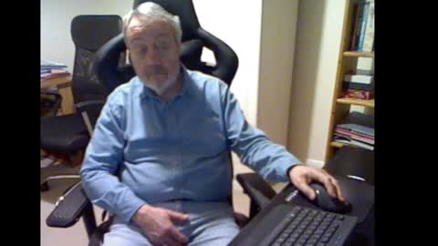 Snapshot of erasmus_d chatting on 12-13-24, 06:59 erasmus_d online show from 12-13-24, 06:59