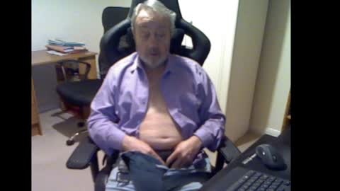 Snapshot of erasmus_d chatting on 01-07-25, 06:03 erasmus_d online show from 01-07-25, 06:03