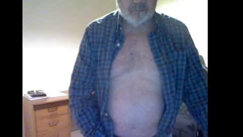Snapshot of erasmus_d chatting on 01-11-25, 06:33 erasmus_d online show from 01-11-25, 06:33
