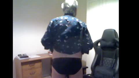 Snapshot of erasmus_d chatting on 01-13-25, 06:05 erasmus_d online show from 01-13-25, 06:05