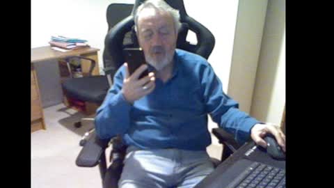 Snapshot of erasmus_d chatting on 01-14-25, 07:00 erasmus_d online show from 01-14-25, 07:00