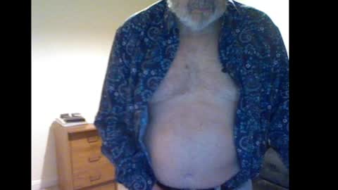Snapshot of erasmus_d chatting on 01-17-25, 06:33 erasmus_d online show from 01-17-25, 06:33
