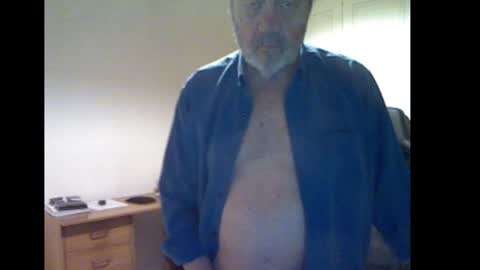 Snapshot of erasmus_d chatting on 02-04-25, 06:38 erasmus_d online show from 02-04-25, 06:38
