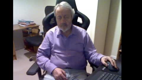 Snapshot of erasmus_d chatting on 02-08-25, 05:29 erasmus_d online show from 02-08-25, 05:29