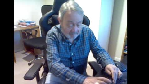 Snapshot of erasmus_d chatting on 02-28-25, 05:48 erasmus_d online show from 02-28-25, 05:48