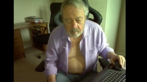 Snapshot of erasmus_d chatting on 09-29-25, 05:07 erasmus_d online show from 09-29-25, 05:07