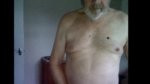 Snapshot of erasmus_d chatting on 10-09-25, 05:11 erasmus_d online show from 10-09-25, 05:11