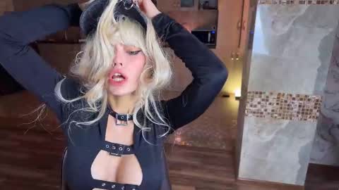 Alissa online show from 10-30-25, 11:11