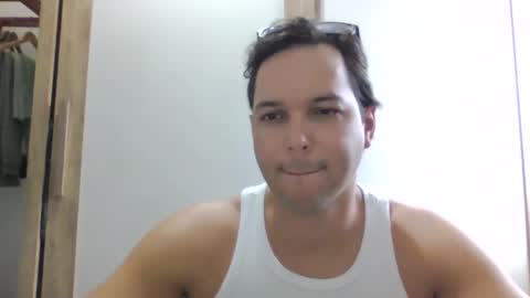 Snapshot of erectuspintus chatting on 03-10-26, 10:20 erectuspintus online show from 03-10-26, 10:20