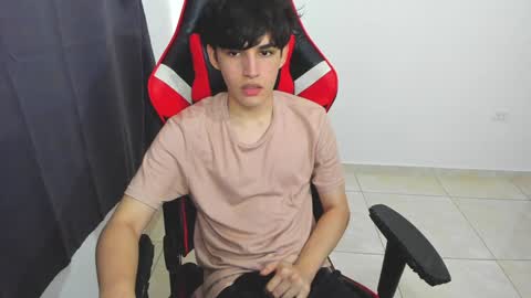 eren_tatakae online show from 01-28-25, 05:56