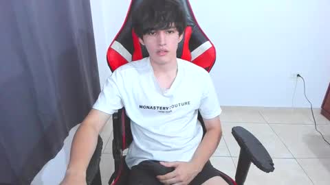 eren_tatakae online show from 10-18-25, 08:20