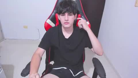 eren_tatakae online show from 12-16-25, 02:27