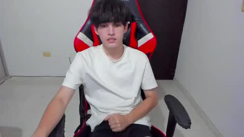 eren_tatakae online show from 04-12-26, 03:00