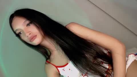 Snapshot of eres_guapa chatting on 02-07-25, 10:09 Elisa online show from 02-07-25, 10:09