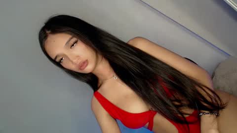 Snapshot of eres_guapa chatting on 02-20-25, 02:07 Elisa online show from 02-20-25, 02:07