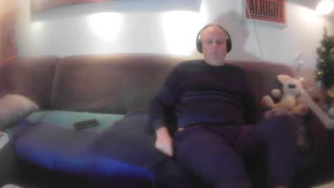 Eric online show from 12-31-24, 07:51