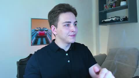 Snapshot of eric_ether chatting on 10-10-25, 07:02 Eric online show from 10-10-25, 07:02