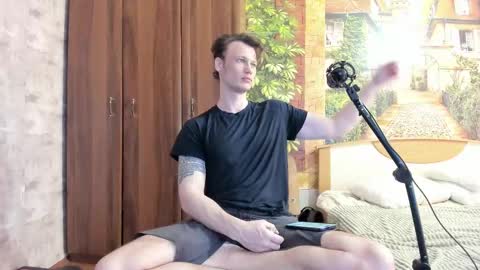 Eric online show from 09-30-25, 06:07