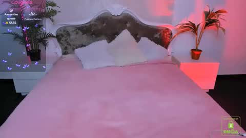 erica_love_ online show from 10-01-25, 06:08