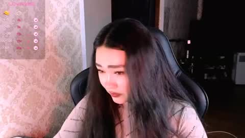 Erica Wayne online show from 04-18-26, 07:07