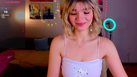 Snapshot of erica_winterr chatting on 01-27-25, 06:30 Erica Winterr online show from 01-27-25, 06:30