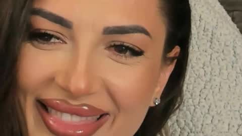 Snapshot of erica_xoo chatting on 02-04-26, 06:08 Riaaa online show from 02-04-26, 06:08