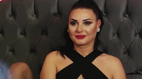 Erica online show from 02-12-25, 08:07