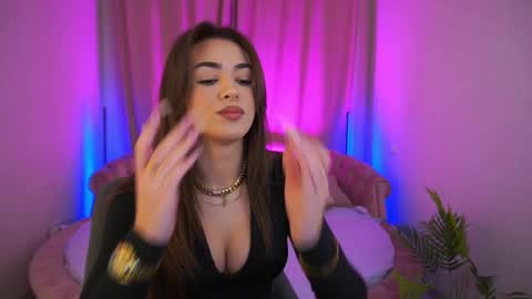 Erica online show from 11-26-25, 07:53