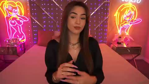 Erica online show from 06-17-26, 06:27