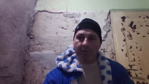 Snapshot of ericboy32 chatting on 01-14-26, 10:58 eric online show from 01-14-26, 10:58