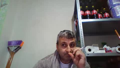 Snapshot of ericboy32 chatting on 03-15-26, 07:20 eric online show from 03-15-26, 07:20