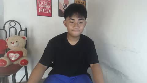 Snapshot of erick_cummer30 chatting on 04-19-26, 02:44 erick_cummer30 online show from 04-19-26, 02:44