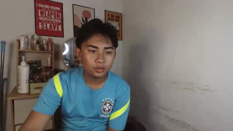Snapshot of erick_cummer30 chatting on 05-05-26, 06:43 erick_cummer30 online show from 05-05-26, 06:43