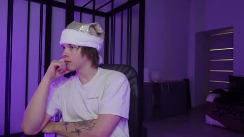 ERICK GRANT online show from 12-24-24, 08:16